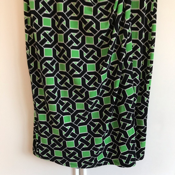 Maggy London size 6 - black and green dress - Picture 2 of 7
